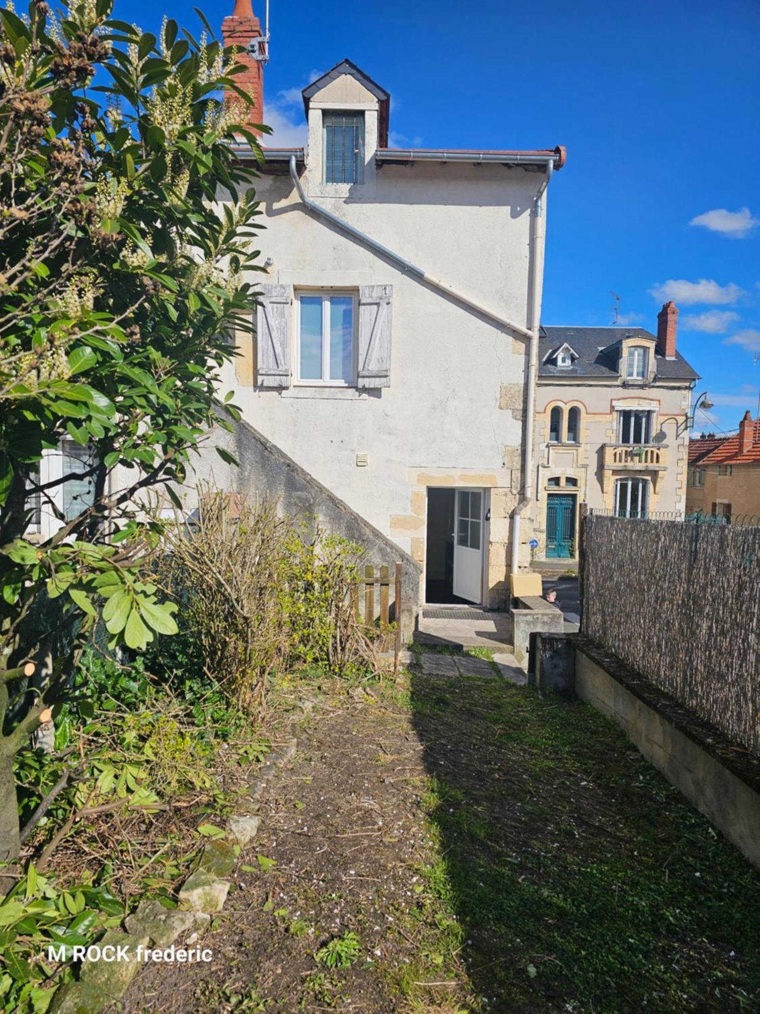 Maison De Ville Avec Jardin Privatif Nevers Exterior photo